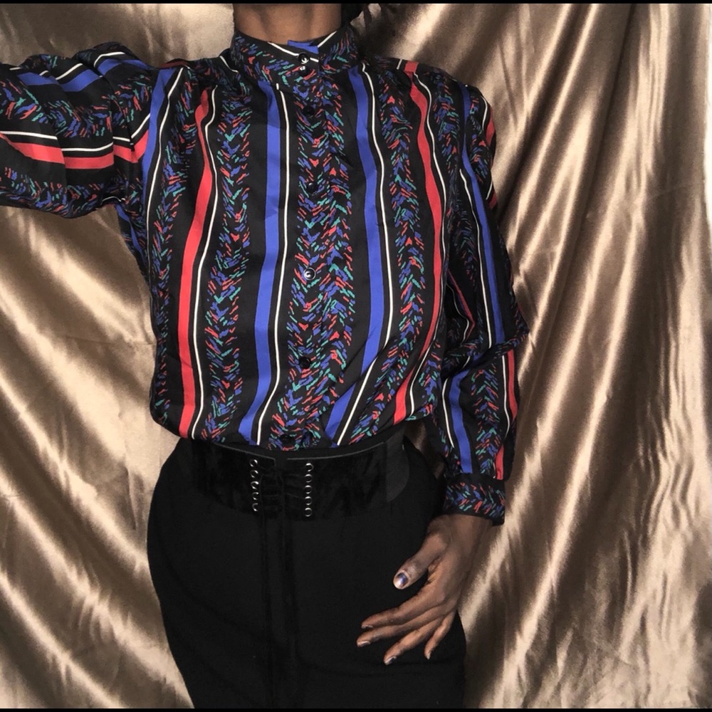 Top - Picture 2 of 6